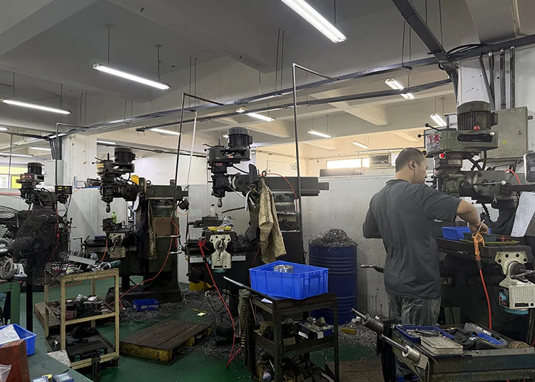 Serviço de usinagem CNC de 5 eixos